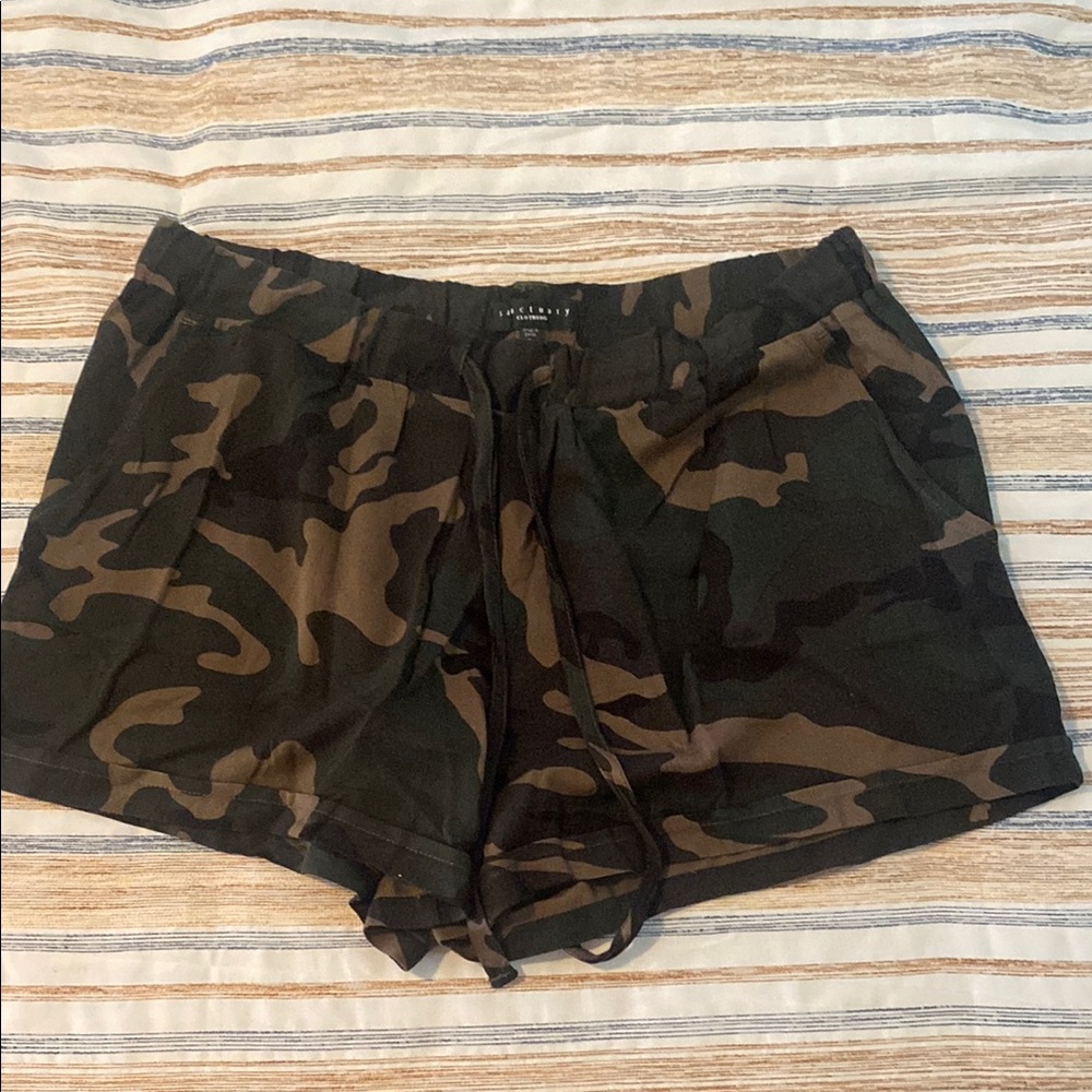 Camo Print Women's Shorts